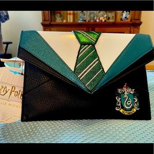 NWT Danielle Nicole Slytherine Crossbody Bag